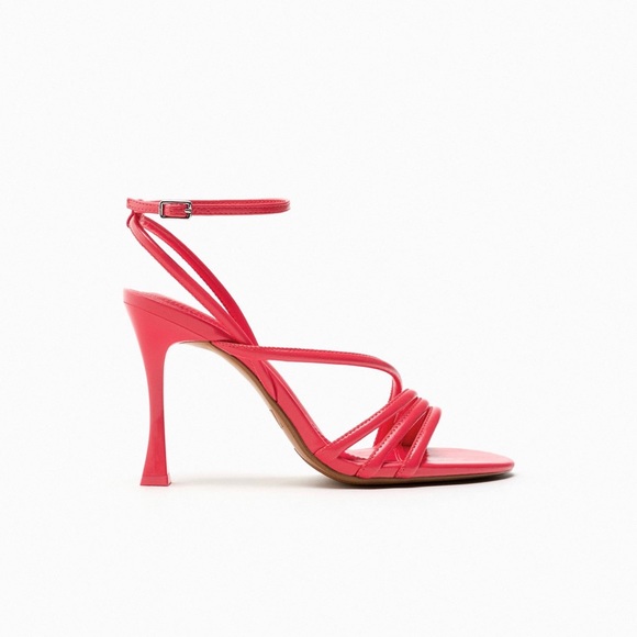 Hot pink heels - Picture 9 of 9